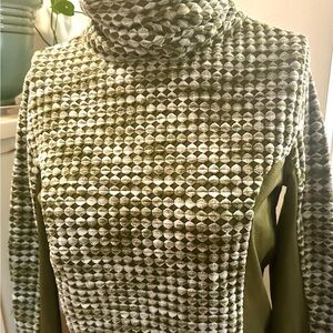 Nike Pro Hyperwarm long-sleeve cowel-neck shirt